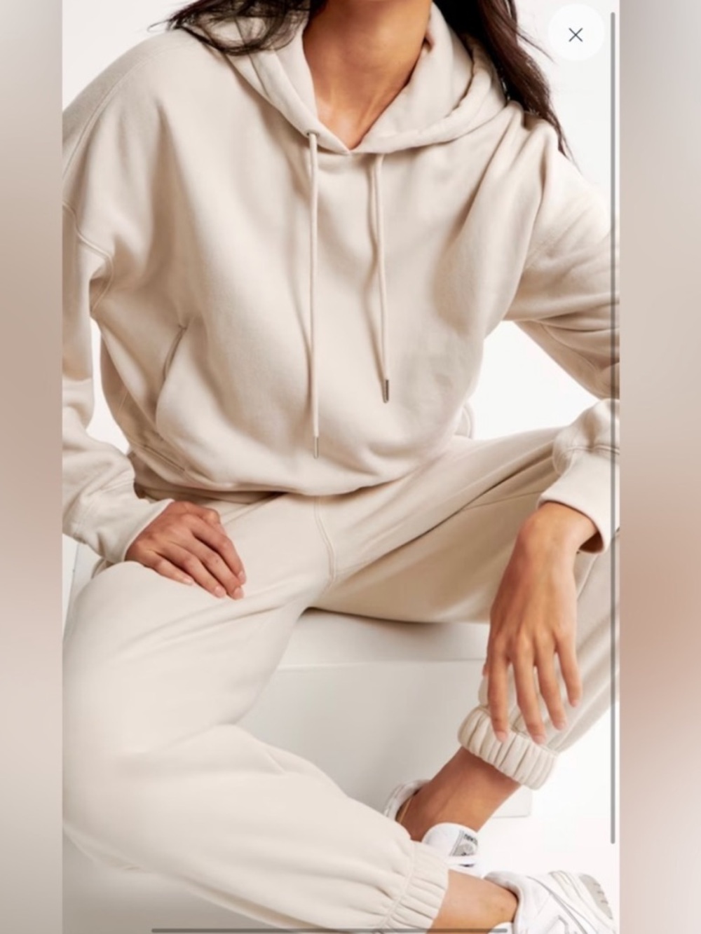 Abercrombie & Fitch Essential Oversized Sunday Sweatpants - Picture 2 of 11